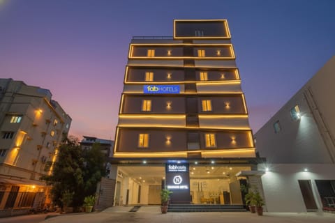 Property building, Facade/entrance