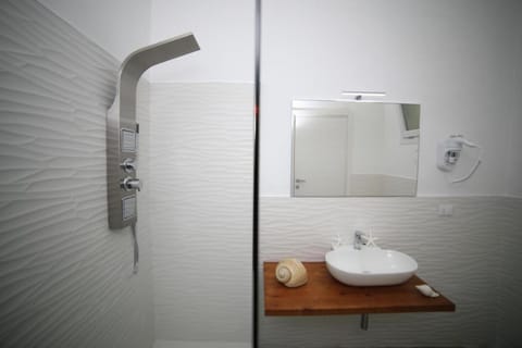 White Aurora rooms House in Porto Cesareo