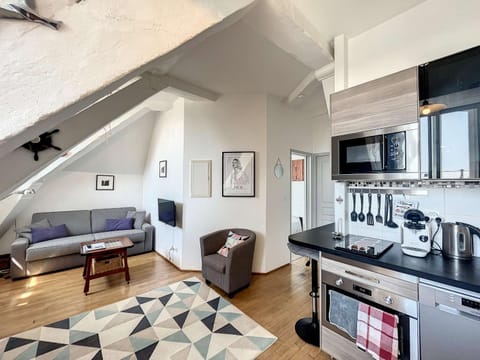 Appartement cosy, 200m plage, parking privé, WiFi - FR-1-361-18 Apartment in Granville