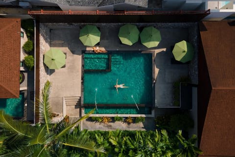 View (from property/room), Swimming pool, Swimming pool