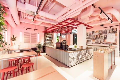 Restaurant/places to eat, Lounge or bar, Food, Drinks