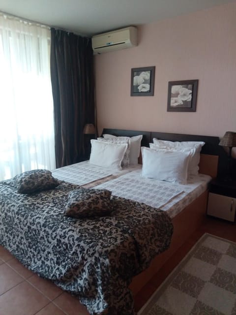 Sea view & Beach Apartment Apartment in Nessebar