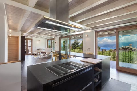 Property building, Kitchen or kitchenette, Living room