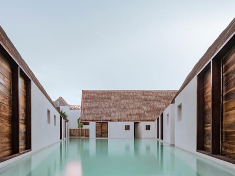 Property building, Swimming pool