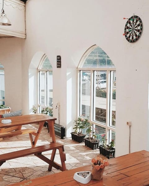 Communal lounge/ TV room, Darts