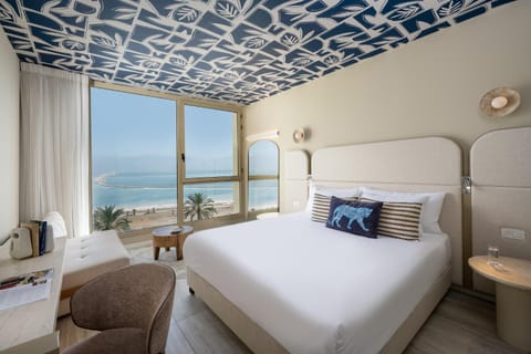 Bed, Sea view