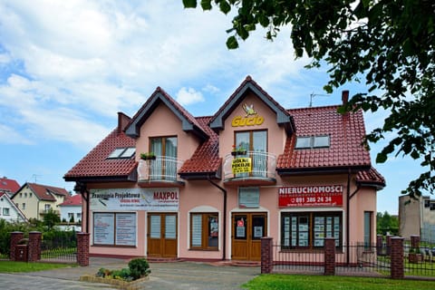 Gucio Domek Gościnny Vacation rental in West Pomeranian Voivodeship, Poland
