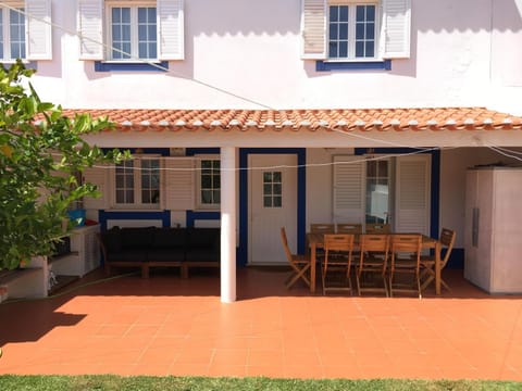 BBQ facilities, Garden, Balcony/Terrace