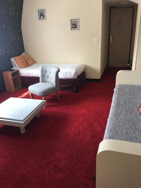 Bagnoles Hotel - Contact Hotel Hotel in Bagnoles de l'Orne Normandie