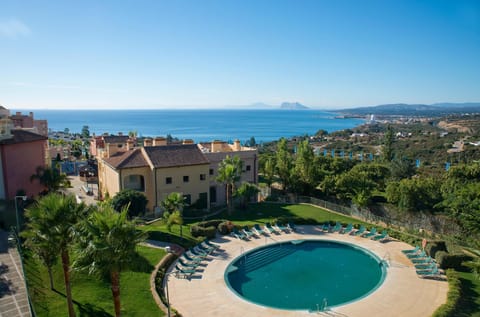 Pool view, Swimming pool