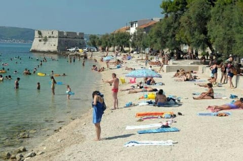 Nearby landmark, Restaurant/places to eat, Fitness centre/facilities, Beach, Area and facilities, Supermarket/grocery shop