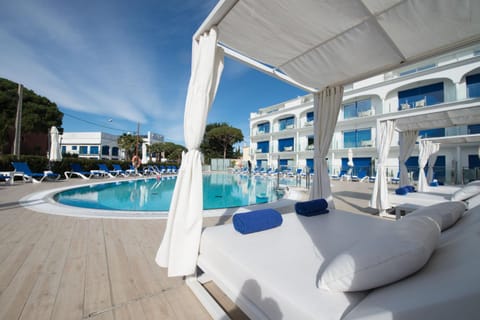 Property building, Swimming pool