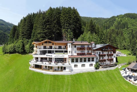 Panoramahotel Burgeck Hotel in Salzburgerland