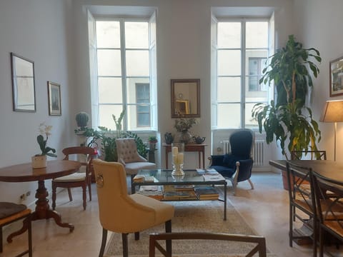 Communal lounge/ TV room, Living room
