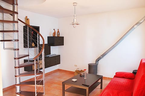 TV and multimedia, Living room, Dining area, City view