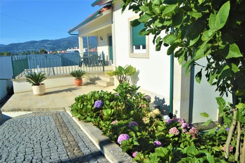 Property building, Garden, Garden view
