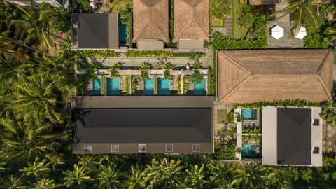 Property building, View (from property/room)