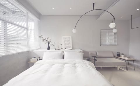 Photo of the whole room, Seating area, bunk bed