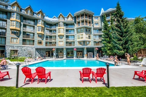 Hot Tub, Swimming pool