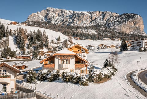 Property building, Winter