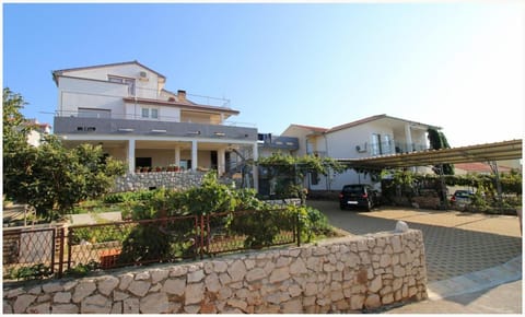 Apartments Ivan Perkov Tomas Bilo Apartment in Šibenik-Knin County, Croatia