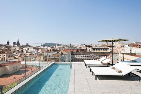 City view, Swimming pool