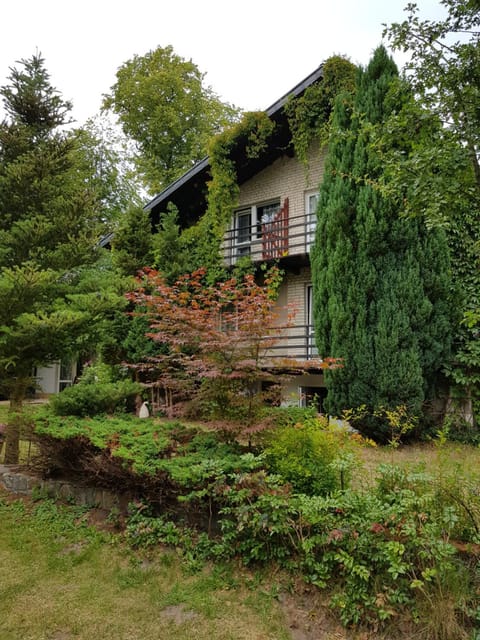 Pokoje i apartamenty przy Sosnowej Apartment in Pomeranian Voivodeship