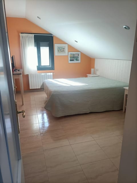 Hostal Casa Martinez Bed and Breakfast in O Morrazo