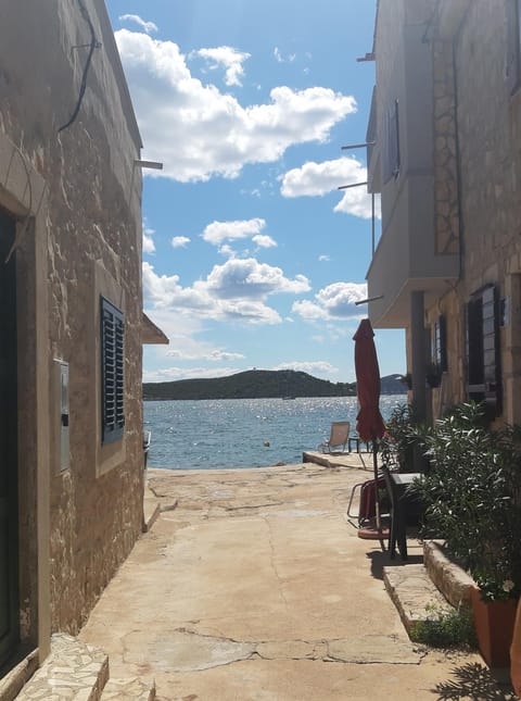 Apartment Copacabljaja Apartment in Murter