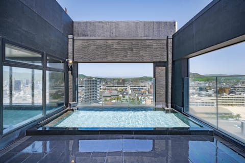 Spa and wellness centre/facilities, City view, Open Air Bath, Public Bath