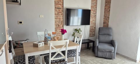 Piero's Apartment Apartment in Carbonia