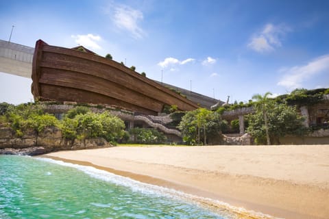 Property building, Beach