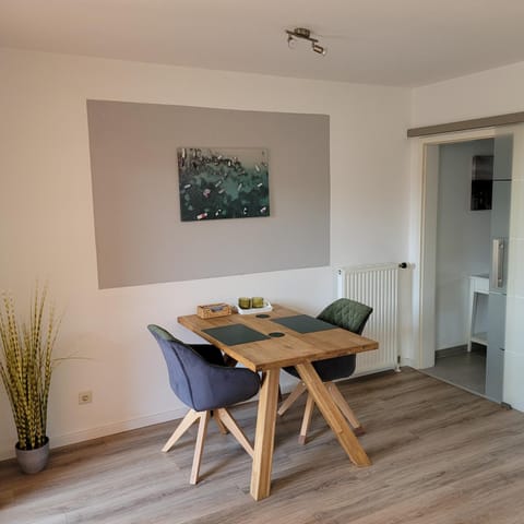 Schönes 2-Zi. App. 55 qm - voll möbliert - citynah Apartment in Schleswig-Holstein