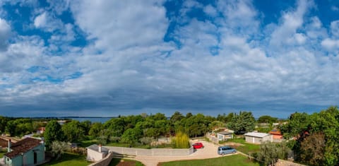 Apartments Nogic Apartment in Peroj