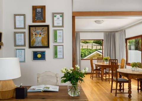 Valley Heights Guest House and B & B Bed and Breakfast in Cape Town