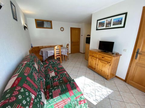 Appartement chaleureux au Grand Bornand - 6 personnes, balcon, parking, proche centre - FR-1-241-131 Apartment in Le Grand-Bornand