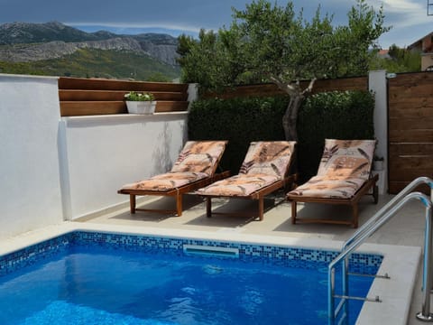 Apartment with private swimming pool Apartment in Split