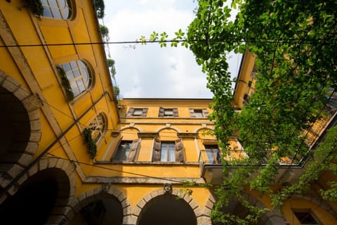 Inner courtyard view