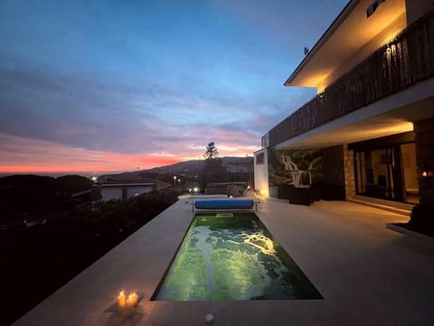City view, Garden view, Mountain view, Pool view, Sea view, Sea view, Swimming pool, Swimming pool