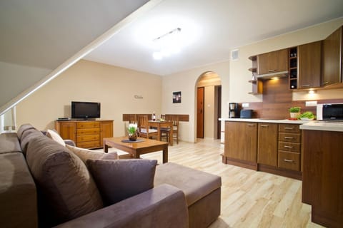 Kitchen or kitchenette, Living room, Seating area