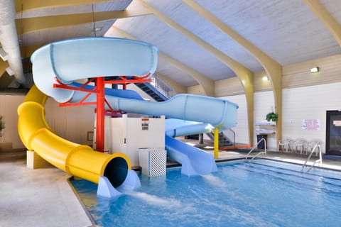 Aqua park, Swimming pool