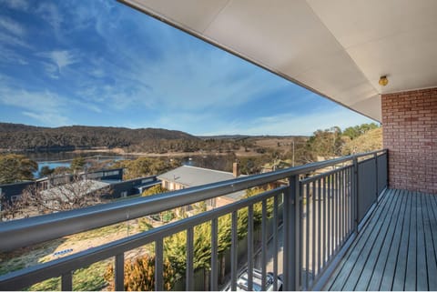 Balcony/Terrace, Lake view