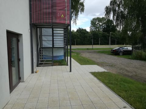 Facade/entrance, Floor plan