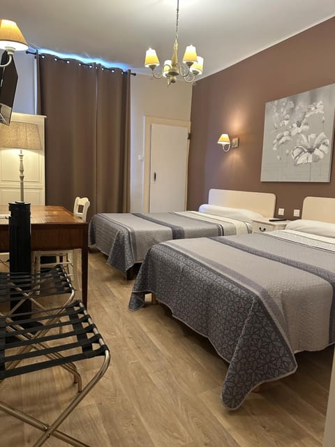 Hotel Azur Hotel in Lyon