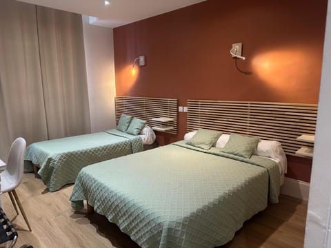 Hotel Azur Hotel in Lyon