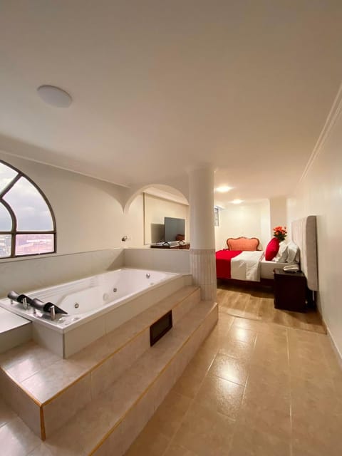 Photo of the whole room, Bath