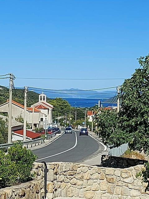 Day, Natural landscape, Street view