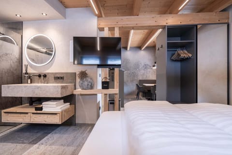 Bathroom, Photo of the whole room