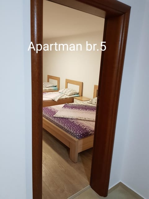 Apartmani Nikmil Bar- Šusanj Apartment in Montenegro