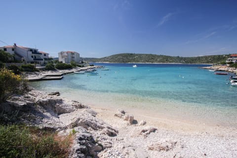 Neighbourhood, Natural landscape, Beach